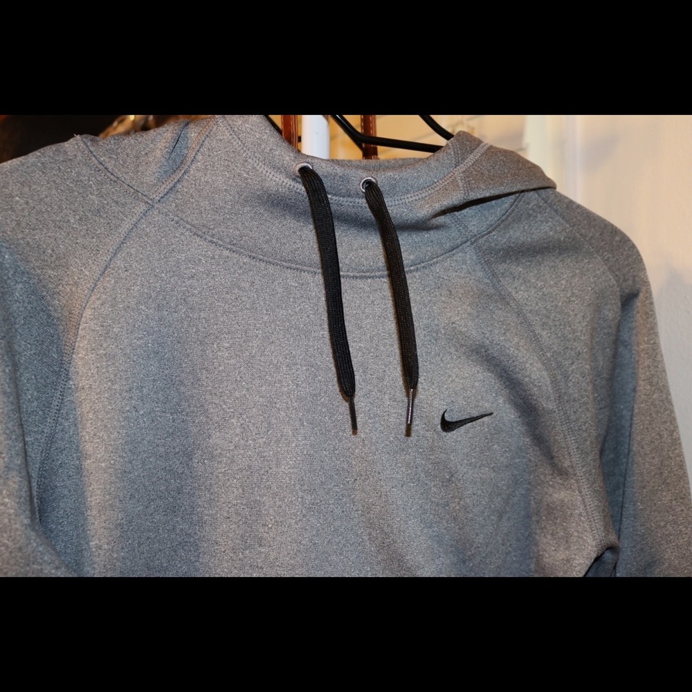 Sweatshirt - Picture 2 of 2